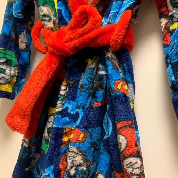 Boy’s bathrobe - Picture 2 of 2